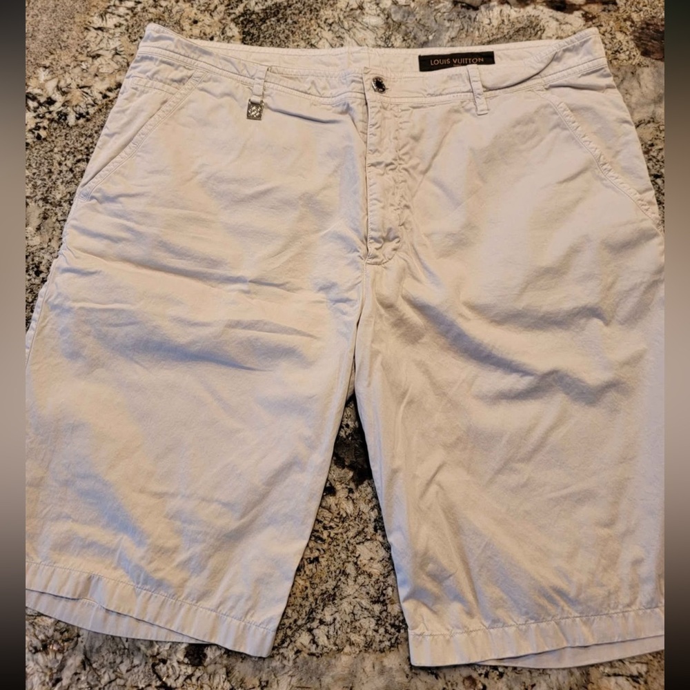 Vintage Louis Vuitton men’s shorts size 36.